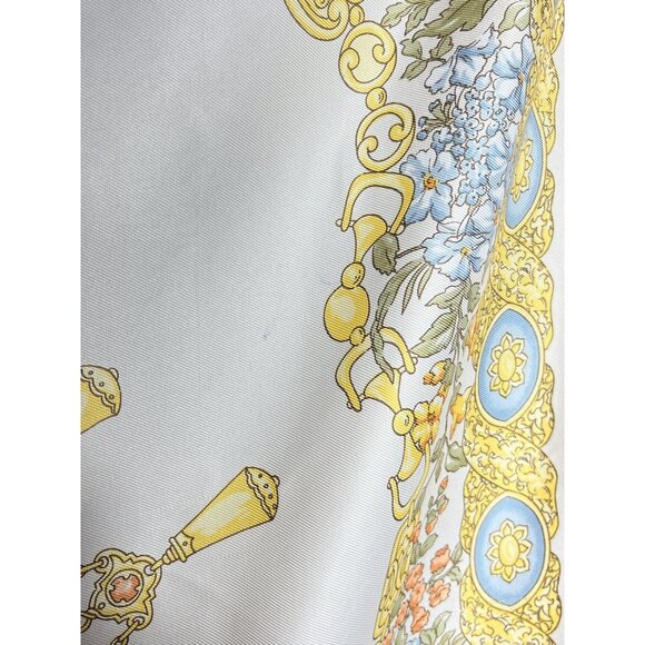 Symphony Scarfs Scarf Italy Large 34" Poly White Floral Womens Accessories - Picture 6 of 8